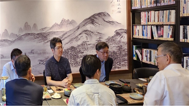 류제승 대사, 보건복지부 대표단 만찬 간담회 개최   