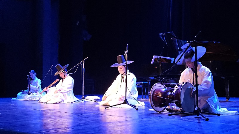 Uspešno održan koncert korejske tradicionalne muzike ,,Korejski muzički kaleidoskop